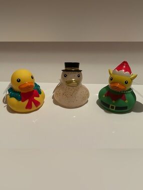 NEW! Bullseye Playground Holiday Rubber Duck Bundle-(Includes 3 Ducks)-NWT